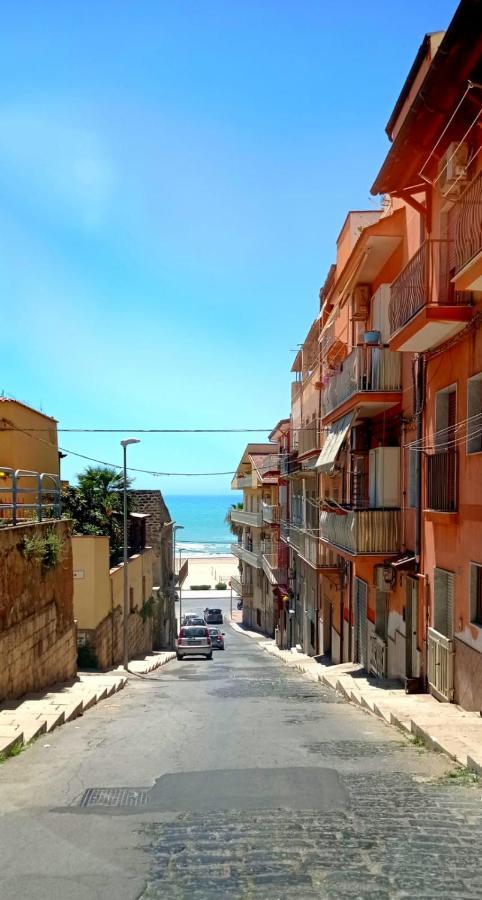 Bastione Lägenhet Gela Exteriör bild